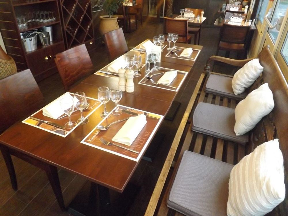 基里亚德南卡昂酒店 伊菲斯 餐厅 照片